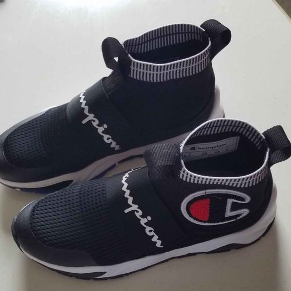 champion black tennis shoes